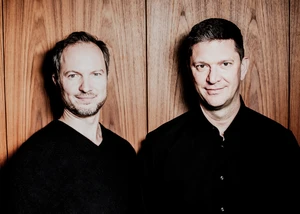 Portrait Foto von den den Musikern Arne Jansen und Stephan Braun