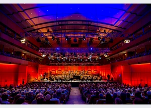 Musik- und Kongresshalle Konzertsaal