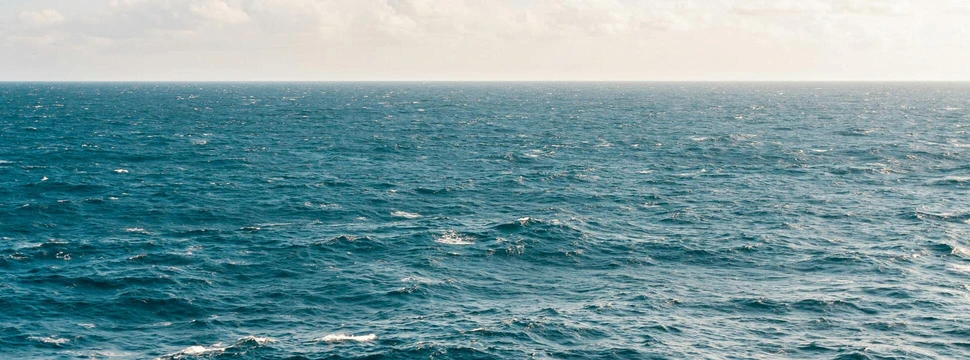 Ein Bild des offenen Ozeans, der geschützt werden soll und auf den die Kurse der VHS abzielen