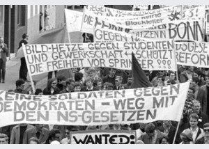 Willy-Brandt-Haus-Lübeck_Demo Notstandsgesetze_11.05.1968_(c)Bundesregierung-Ludwig Wegmann.jpg