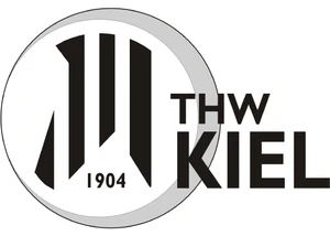 Das offizielle Logo des Traditionshandballvereins THW Kiel aus dem Jahr 1904. Schwarz-weißes Logo des THW Kiel mit stilisierten Buchstaben und Gründungsjahr 1904 in einem runden Rahmen.