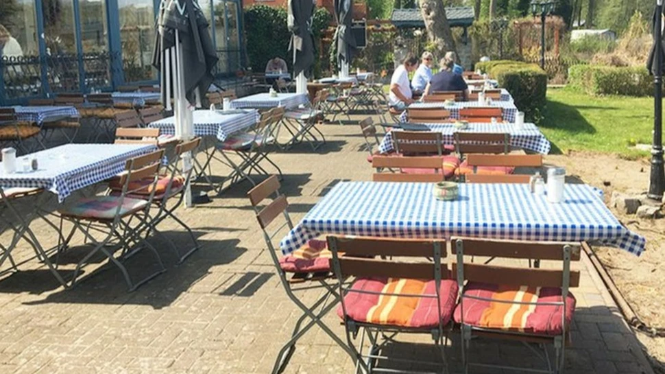 Wachstuchtischdecken in der Gastronomie Wachstuchtischdecken in der Gastronomie, © jubelis